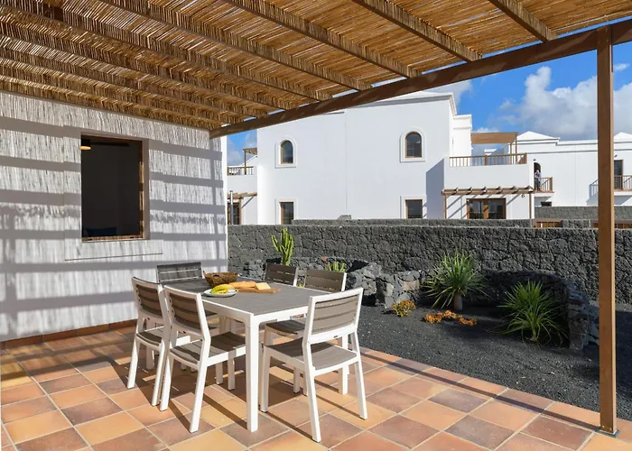 Ca Esmeralda, Volcan Y Lava Semesterbostad *