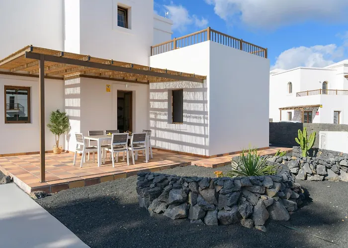 Semesterbostad Ca Esmeralda, Volcan Y Lava *